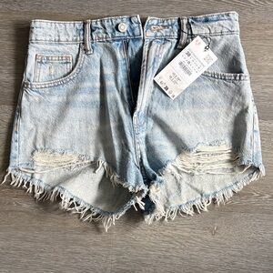 Zara Frayed Hem Light Blue Jean Shorts